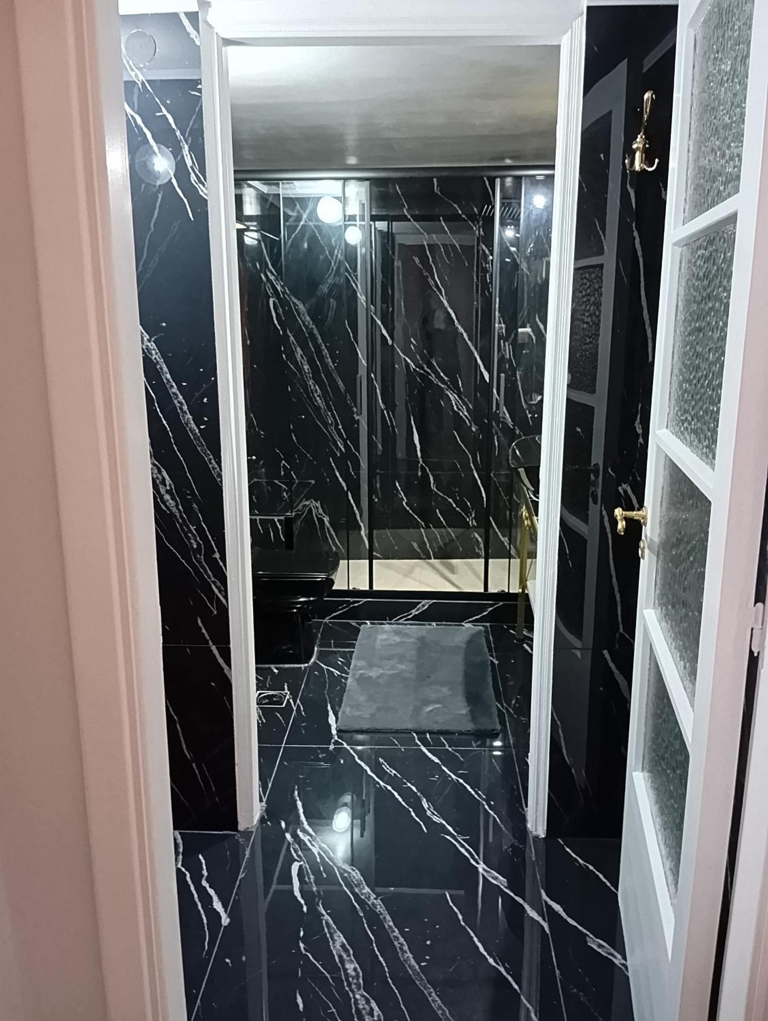 Iris Baroque Apartment Elefszína Kültér fotó