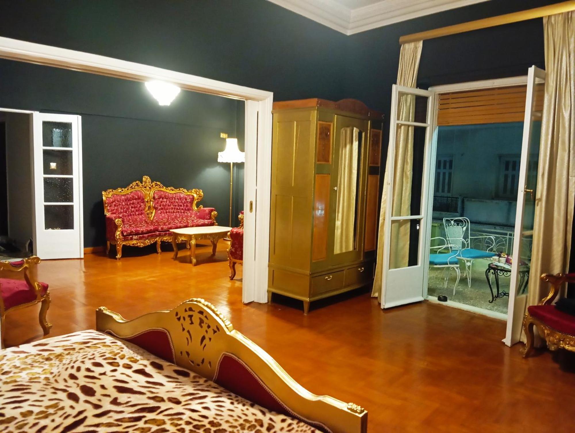 Iris Baroque Apartment Elefszína Kültér fotó