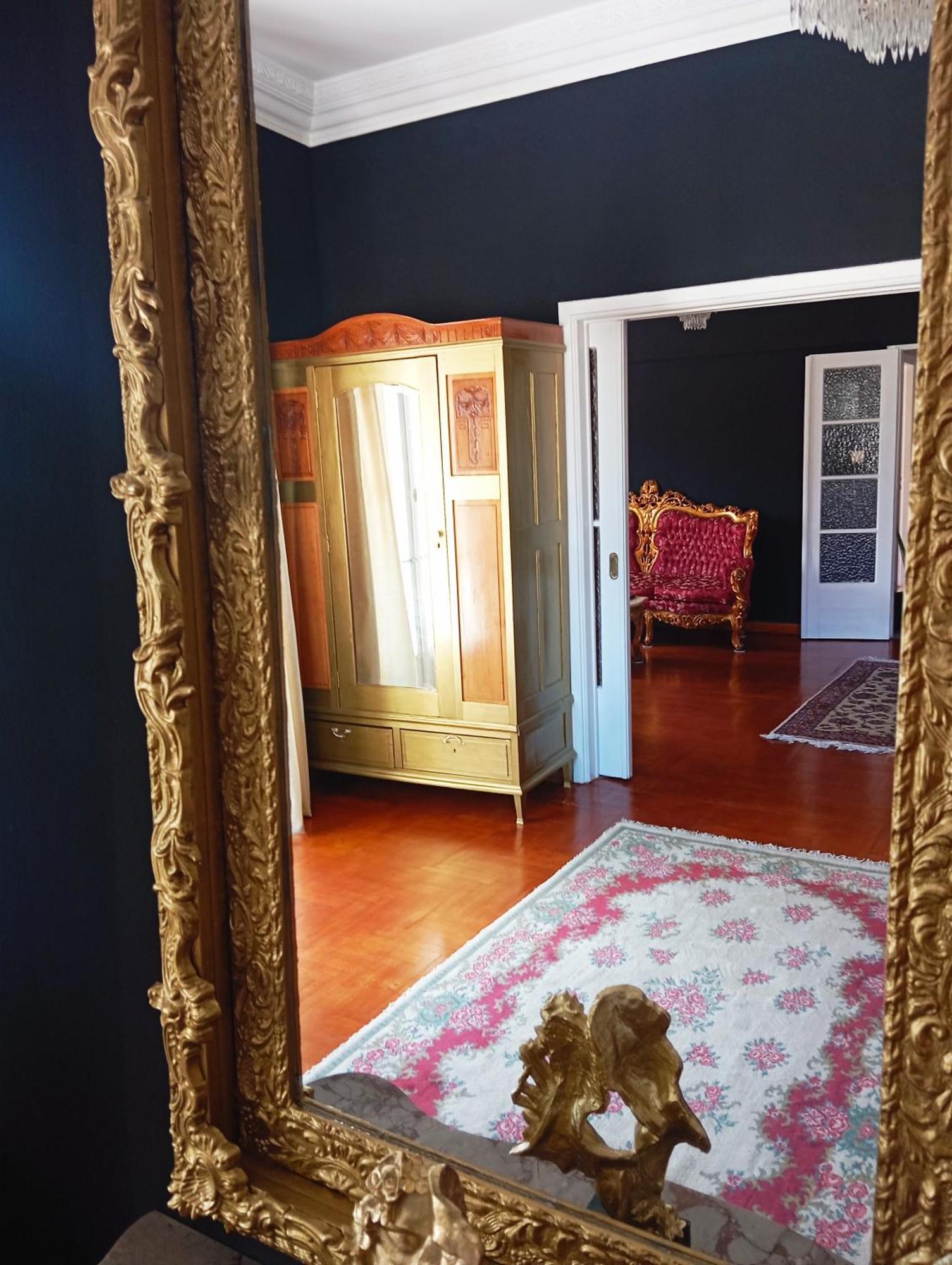 Iris Baroque Apartment Elefszína Kültér fotó